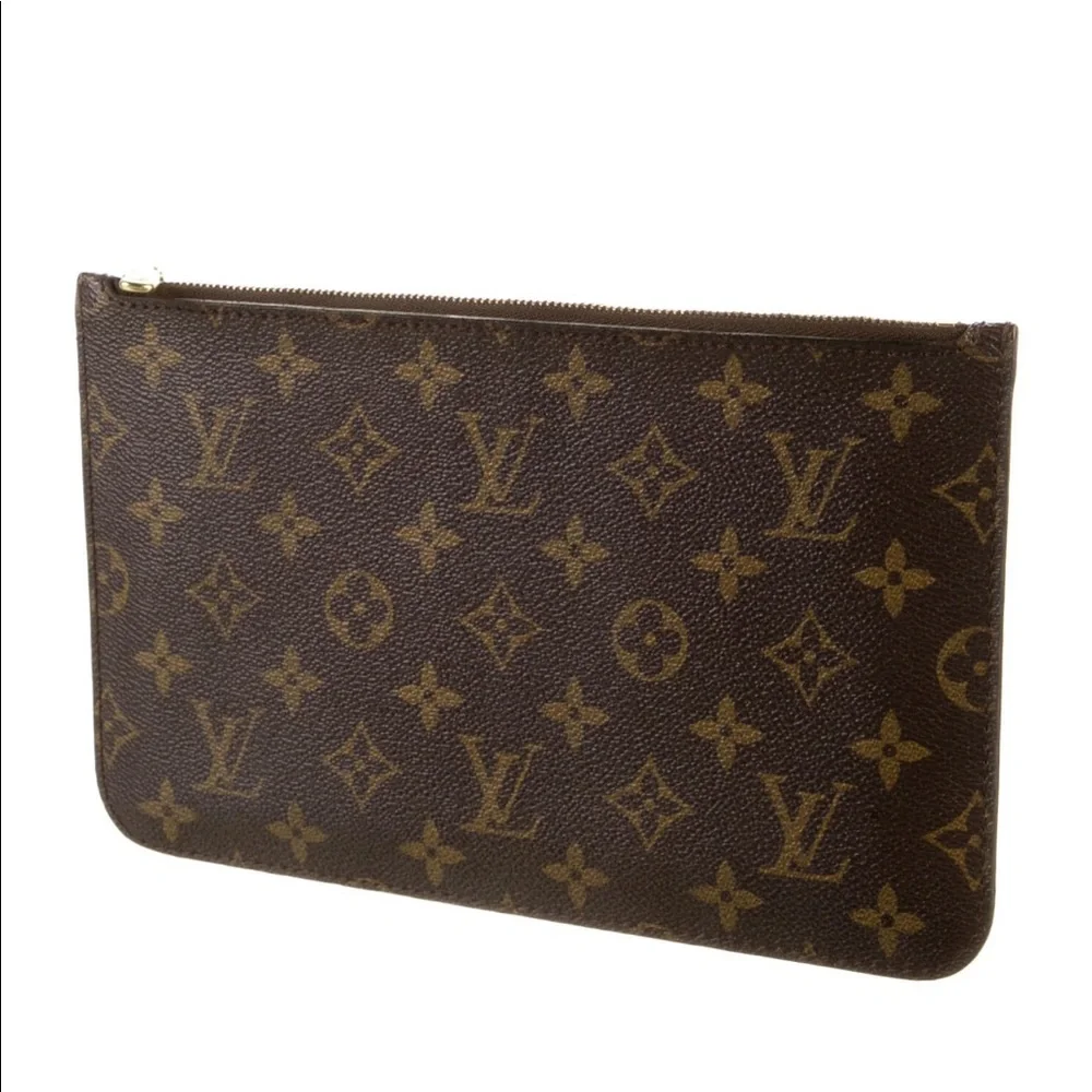 Louis Vuitton Neverfull Pouchette - Picture 4 of 5